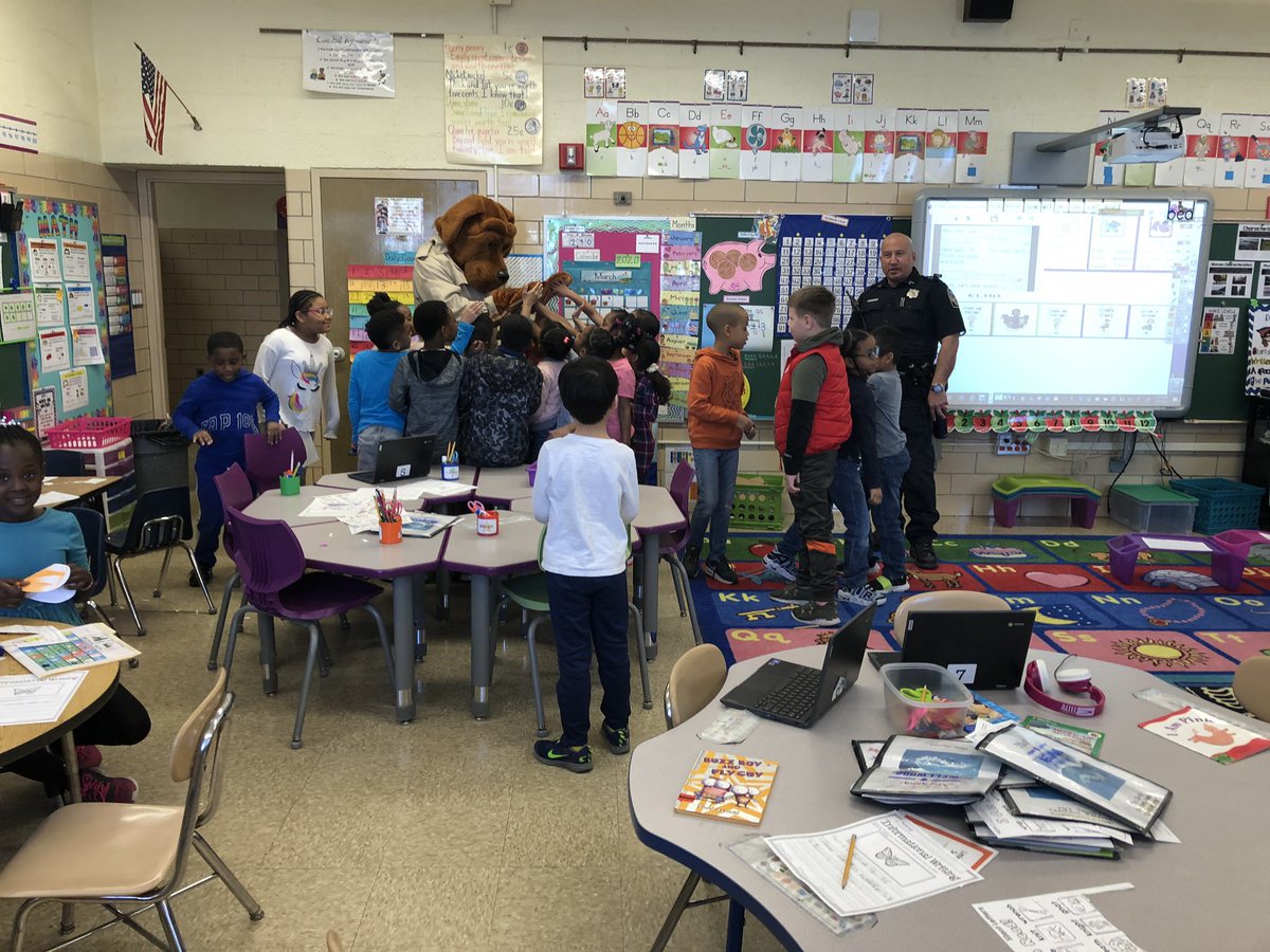 Emily Jacobs tweet media