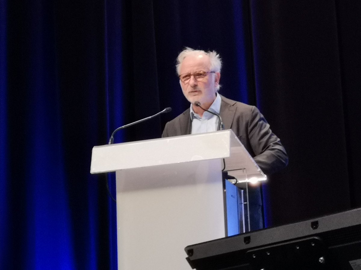 CRCCParis's tweet image. Audit adapté consacré dans #ALPE, The #SmartList, nouveau site, formations, etc. Après une rétrospective de nos actions de reconquête, @OlivierSalustro détaille le programme de la soirée #FocusActu2020