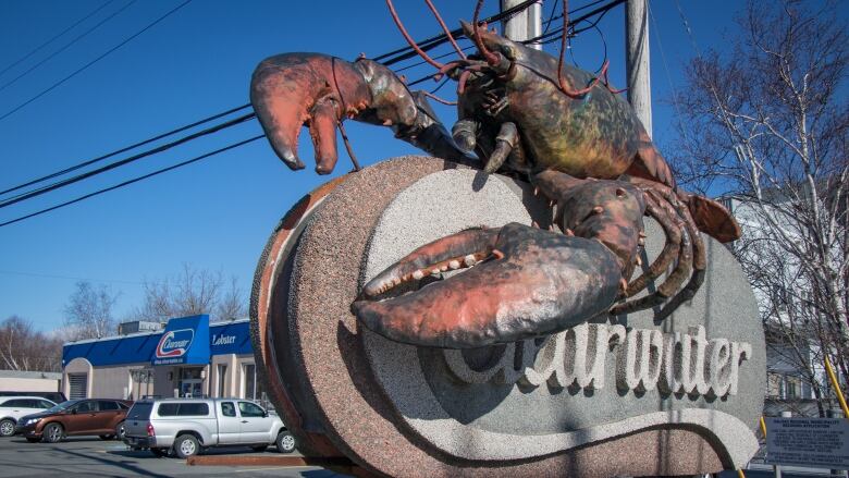 Wow. This is quite a development from <a href="/CBCNS/">CBC Nova Scotia</a>:

Nova Scotia seafood giant Clearwater up for sale

cbc.ca/1.5486648