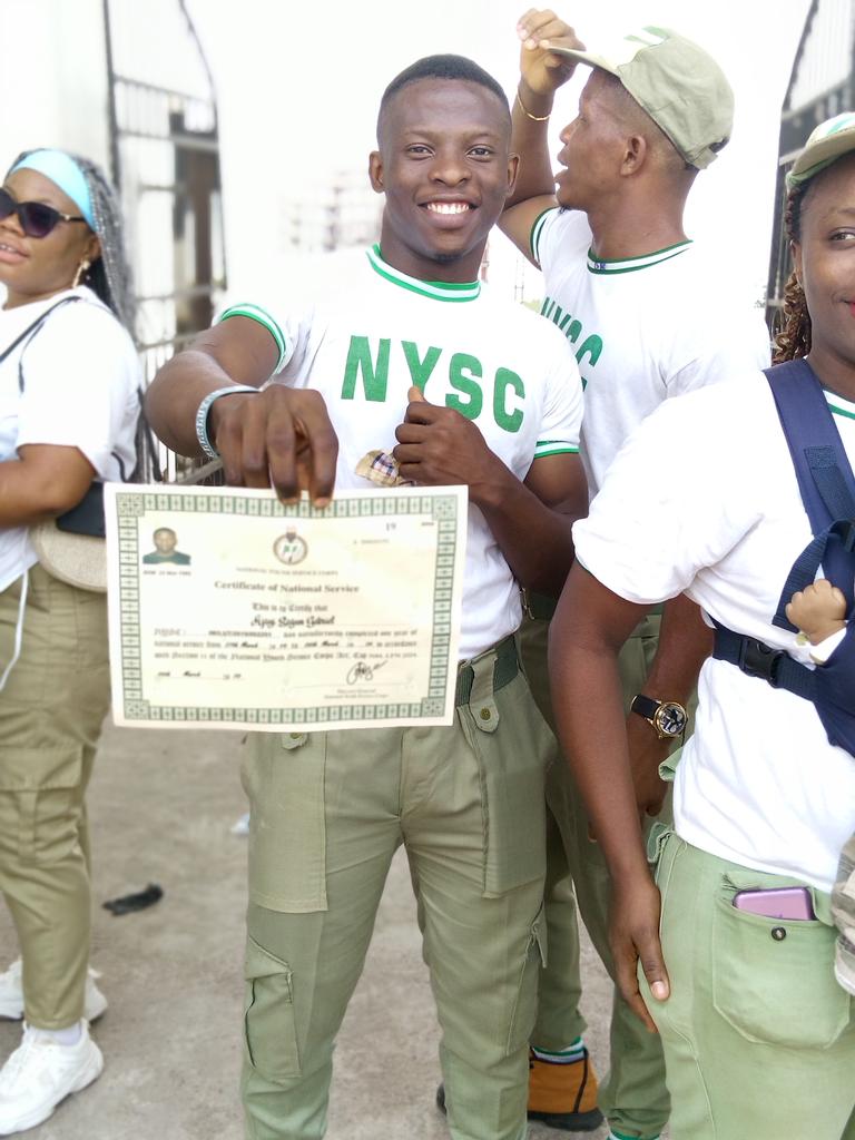 November_20two's tweet image. Officially ex-corper...Thank you IMO STATE..#NYSC #BATCHA @NaijaCorpers ..@Giwason09