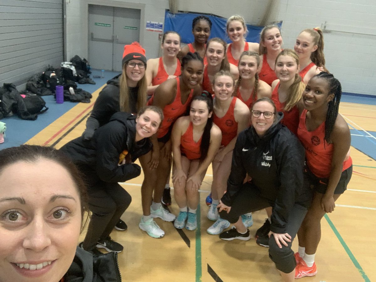 Final Squad training for @NetballEurope All prepped and ready to compete 👍🏻🏀 Tomorrow  10am V Scotland, 7pm Northern Ireland 🏴󠁧󠁢󠁥󠁮󠁧󠁿 ☘️ 🏴󠁧󠁢󠁳󠁣󠁴󠁿 #YoungRoses #NE2020
