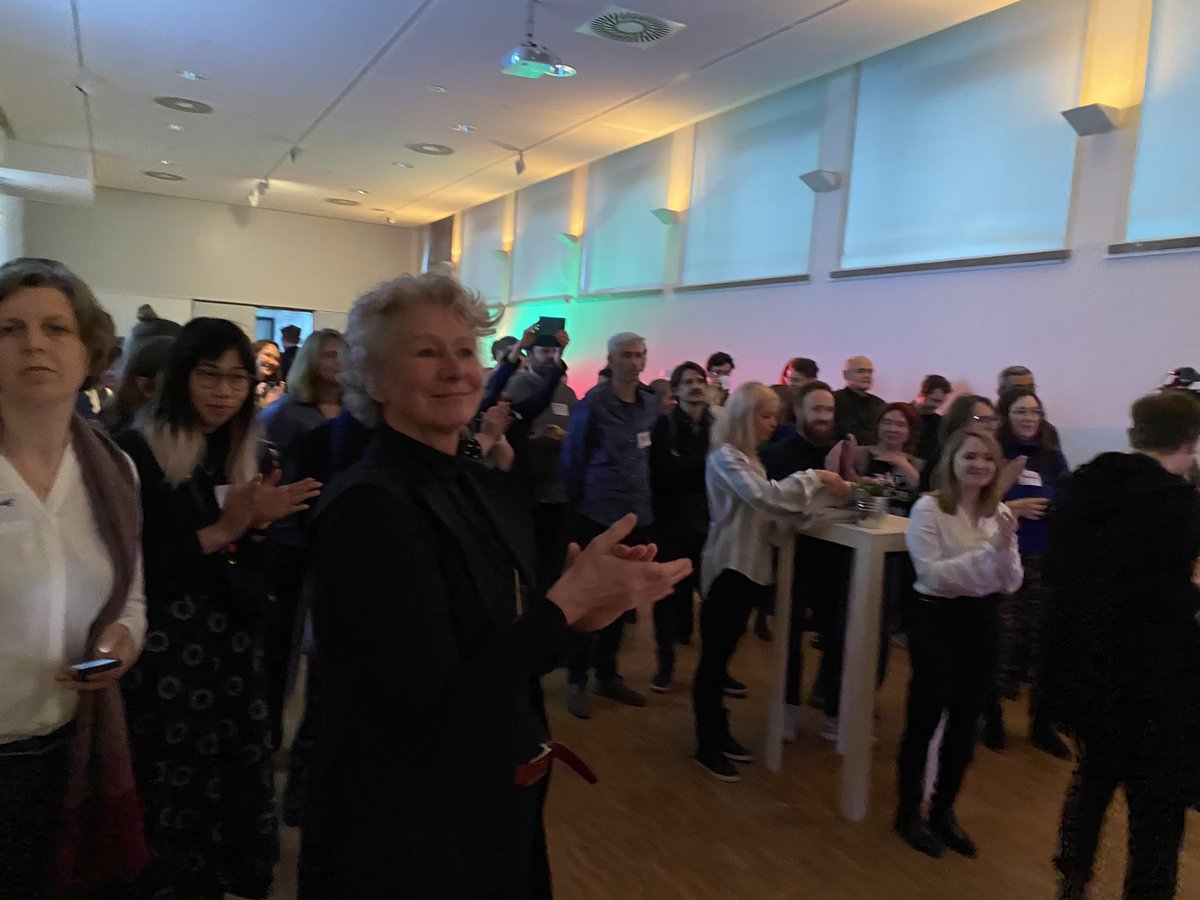 #FoSD Envisioning future for #servicedesign. Ethics of SD with many loose ends. Consider activism as a service for the society.