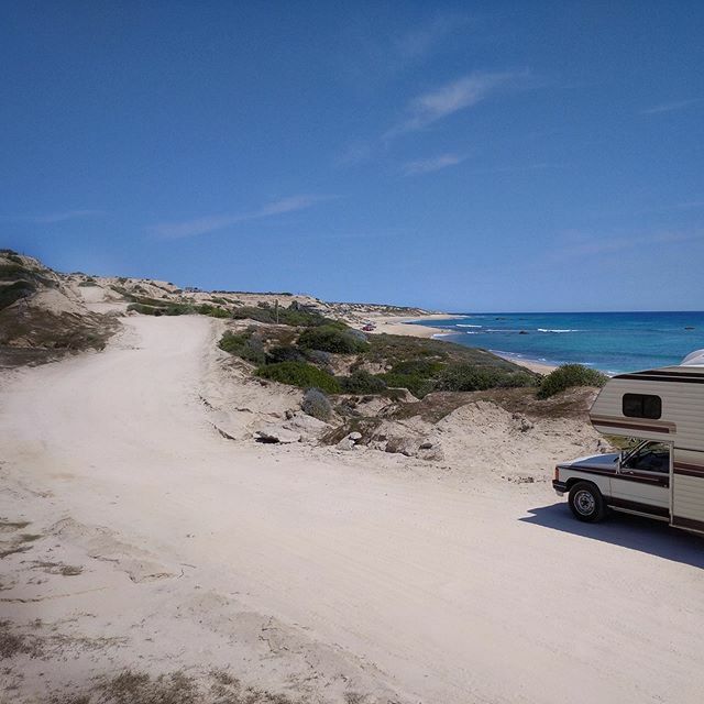 dkeahey's tweet photo. The East Cape Road starts out looking so easy, doesn't it? 🚐👍
... ... ...
This long dirt road winds around the eastern tip of the Baja Peninsula. I was expecting #washboard, rough patches, some washed out spots.  But let's just say this was more of a… https://t.co/MYY52Onc6f https://t.co/SacXrErAAe