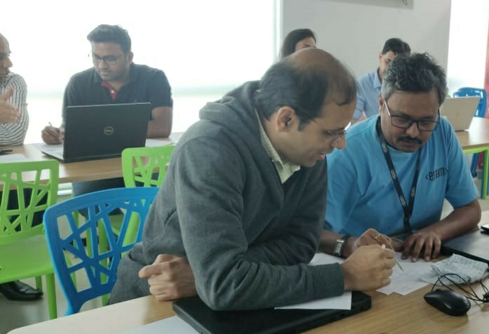 EPAM_India's tweet image. &apos;To learning we dedicate our time!&apos; - Anonymous

#TBT  to Learning Week held at our #Pune office last week. The week was filled with some really cool events like  &apos;I Can Code&apos;, Coding Dojo, and tech meetups.

#learningwithepam #epamindia #lifeatepam