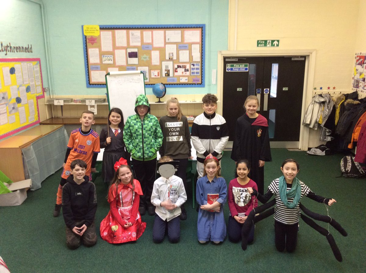 Springwood_Prm's tweet image. Year 5 are enjoying World Book Day! What amazing costumes. #springharlech #springlit