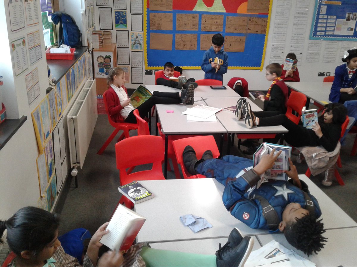 World book day in year 5 #dropeverythingandread @kestrelmead