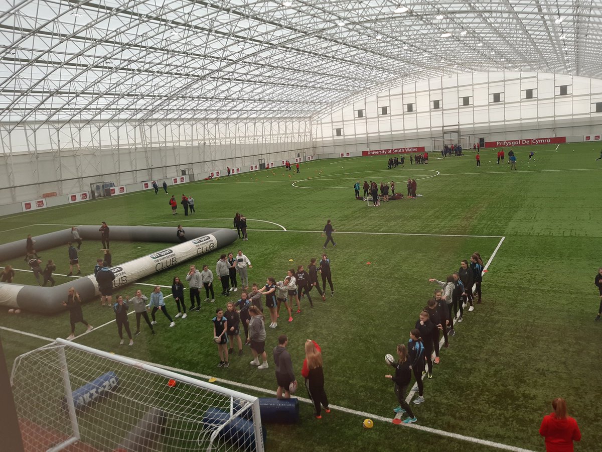 gavindacey's tweet photo. Our 2nd #RookieRugby event at @USWSport is underway!
Fun filled few hours ahead for the 12 schools attending today!
#RookieRugby #OneBlueRegion https://t.co/tOBTgMpqyY