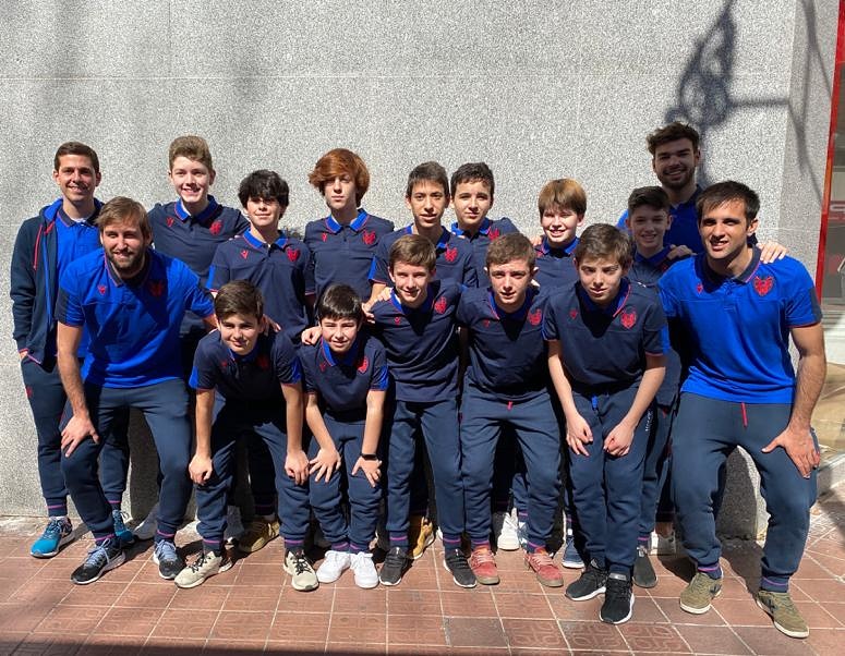 ¡Partimos hacia Málaga a la Minicopa! Mañana a 13h nos enfrentamos a El Pozo Murcia en los cuartos de final de la MiniCopa Infantil.  #sumandoexperiencias