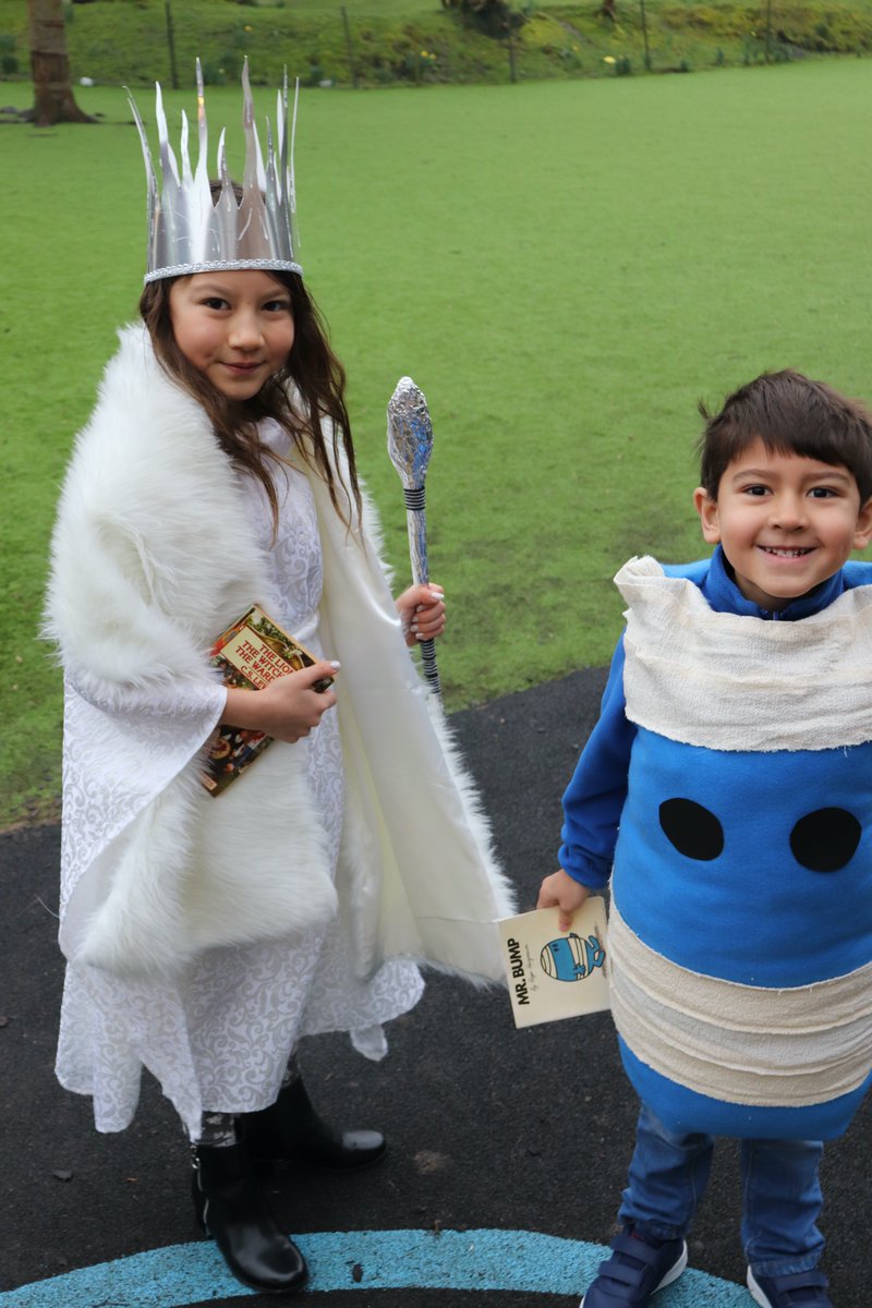GriffinHouseSch's tweet photo. Just some of the wonderful costumes the children wore today to celebrate #WorldBookDay #GHSBookWeek You are all magnificent! https://t.co/fBcn1PGJ5t