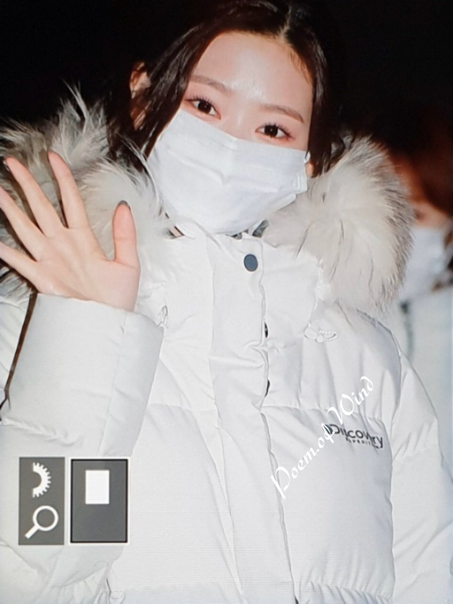 Poem_of_Wind's tweet photo. 200305 엠카 프리뷰
#아이즈원 #izone #민주 #MinJoo #김민주 #キムミンジュ #ミンジュ @official_izone https://t.co/VEJZssEzF1