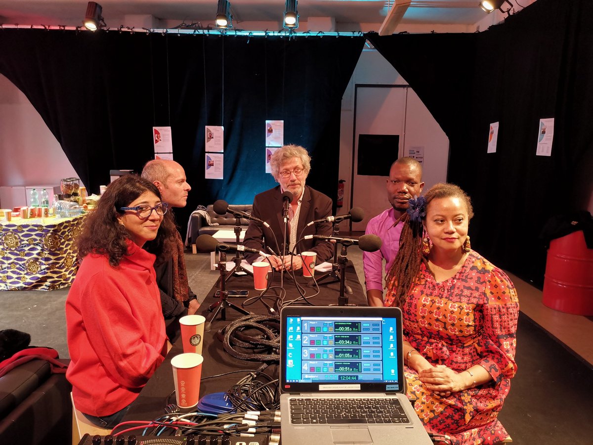 CdnRouen's tweet photo. Rdv à 14h sur les ondes de @RFI pour écouter l'émission @devivesvoix de @pparadou enregistrée au #LaboVictorHugo à @Rouen pour le Festival des langues françaises du @CdnRouen https://t.co/21RIUPiZ6q
