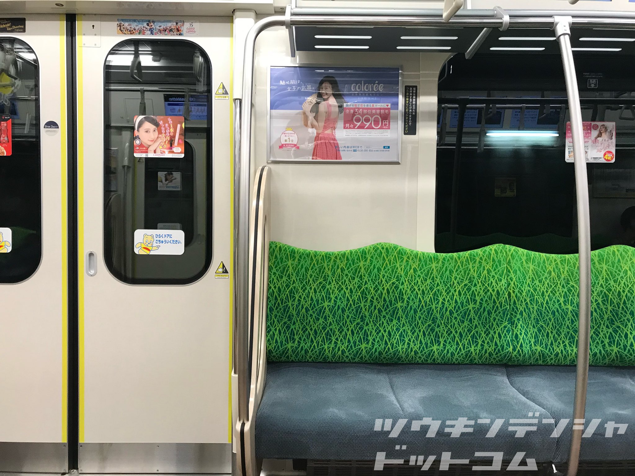 通勤電車ドットコム 話題 東急系の混雑対策 今年度増備された2130f以降 4 5 8号車のドア 間座席が6人がけとなり ドア両側の立ち席スペースが拡大されています 写真は通常の7人がけ 朝の混雑が激しい号車という事で 奇遇にも6ドア車両の連結