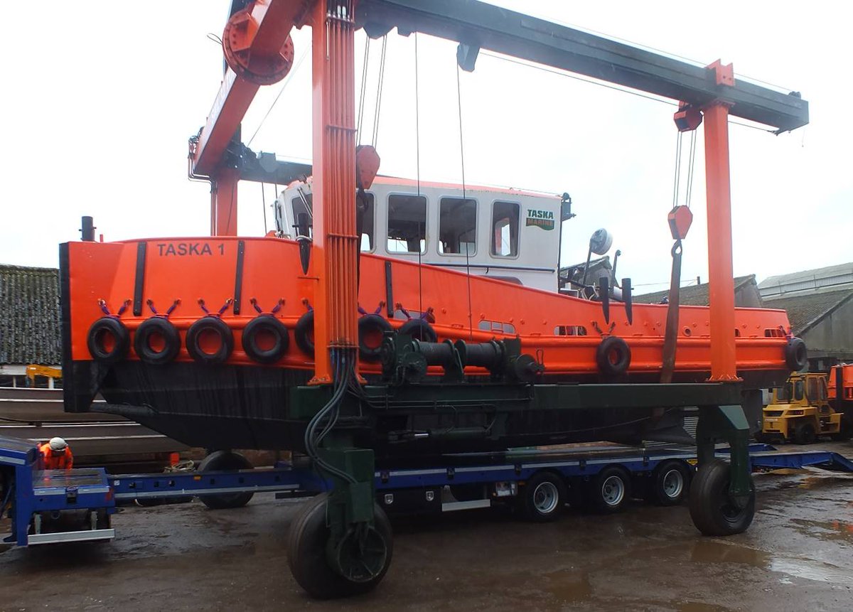 Taska 1 is now available for hire. If you are looking for a dependable workboat for your next project, get in touch to see how we can help. 

#roadtransportable #workboats