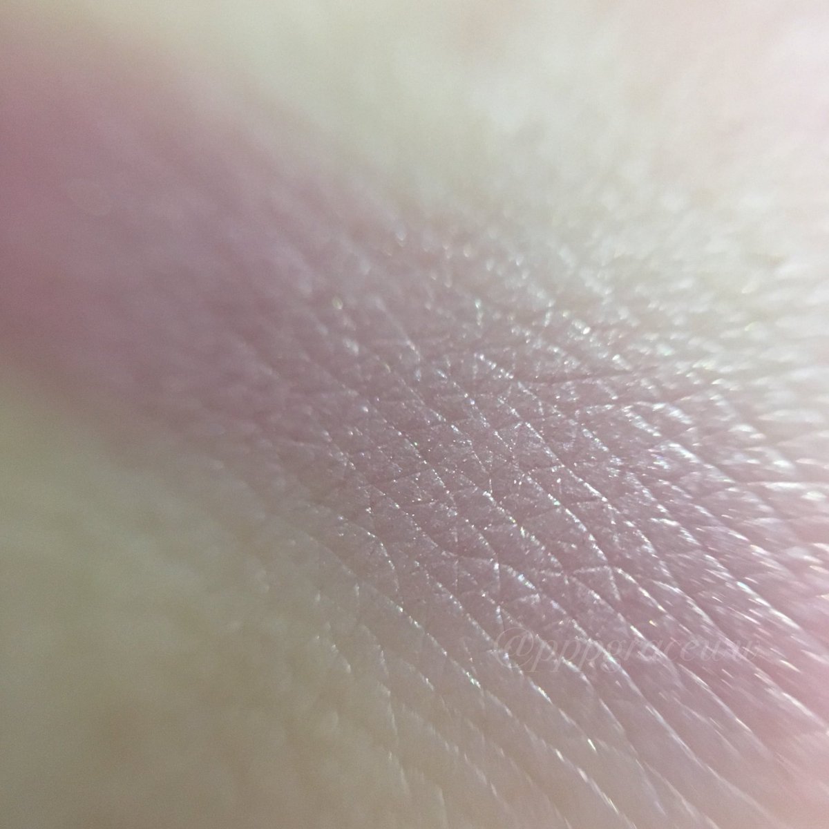 螢 冬deepフェミファ No Twitter 今日はnars ブラッシュ4014をアイシャドウ チークとして使用 スウォッチ写真 昔撮ったやつの使い回しですみません ゴールドきらめく絶妙なローズブラウンがとても好き