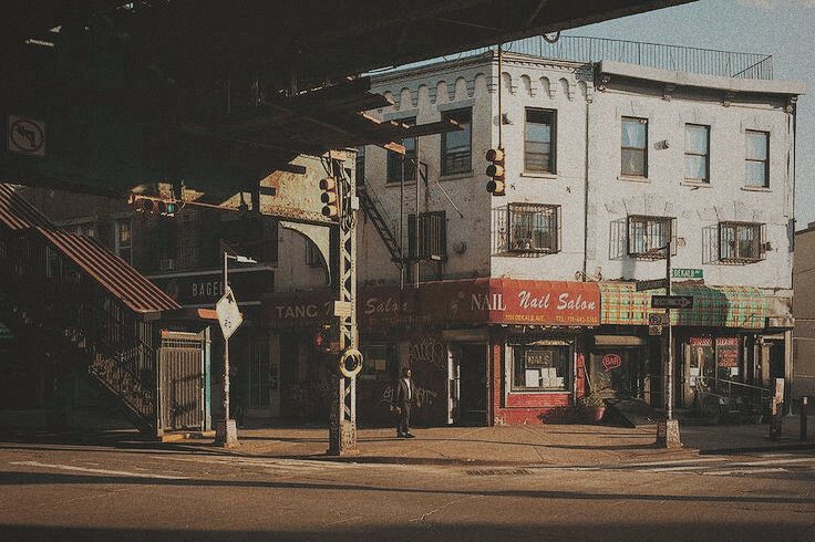 evehasnoex's tweet image. cara edit filter lomography 90s cuma pake vsco📷

- a thread
