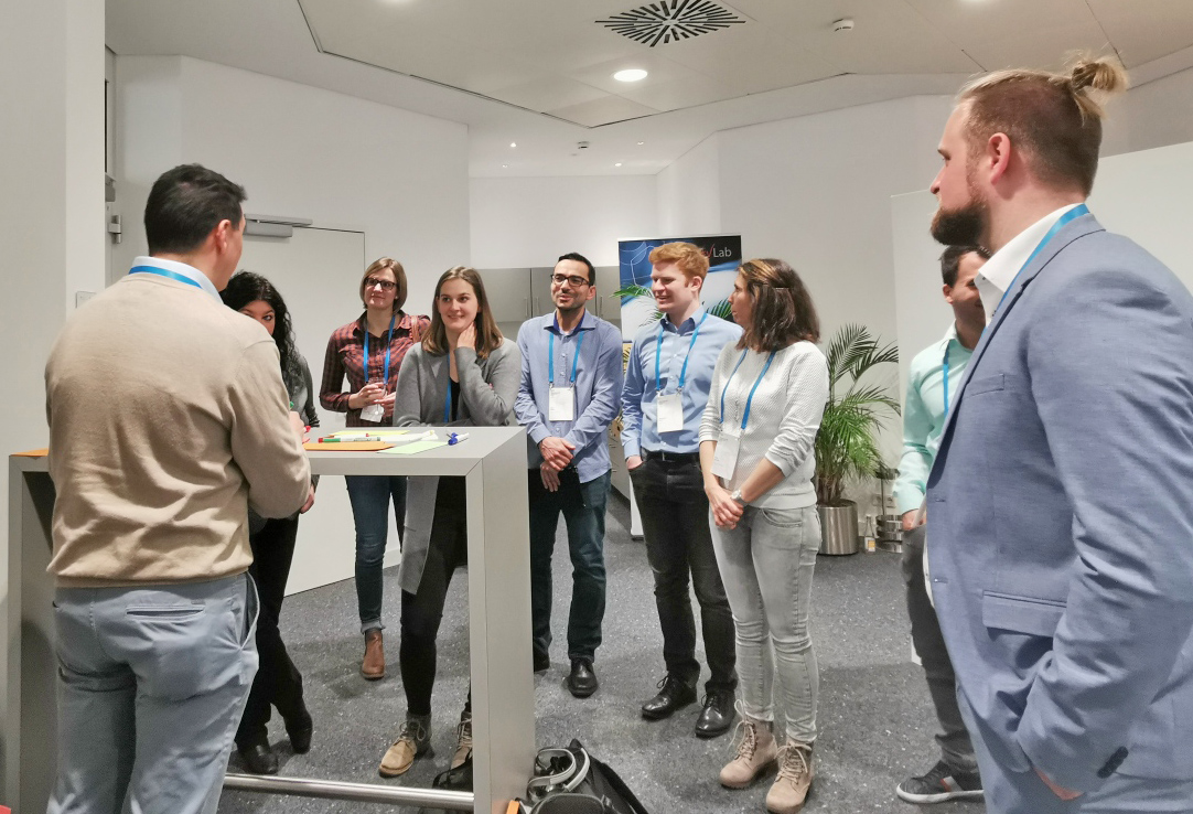 StaedtetagBW's tweet photo. Bei der #MorgenstadtWerkstatt treffen sich die #Digitallotsen im Worldcafé. Motivation und Begeisterung sind auch dabei. https://t.co/hmaFlxgjc5