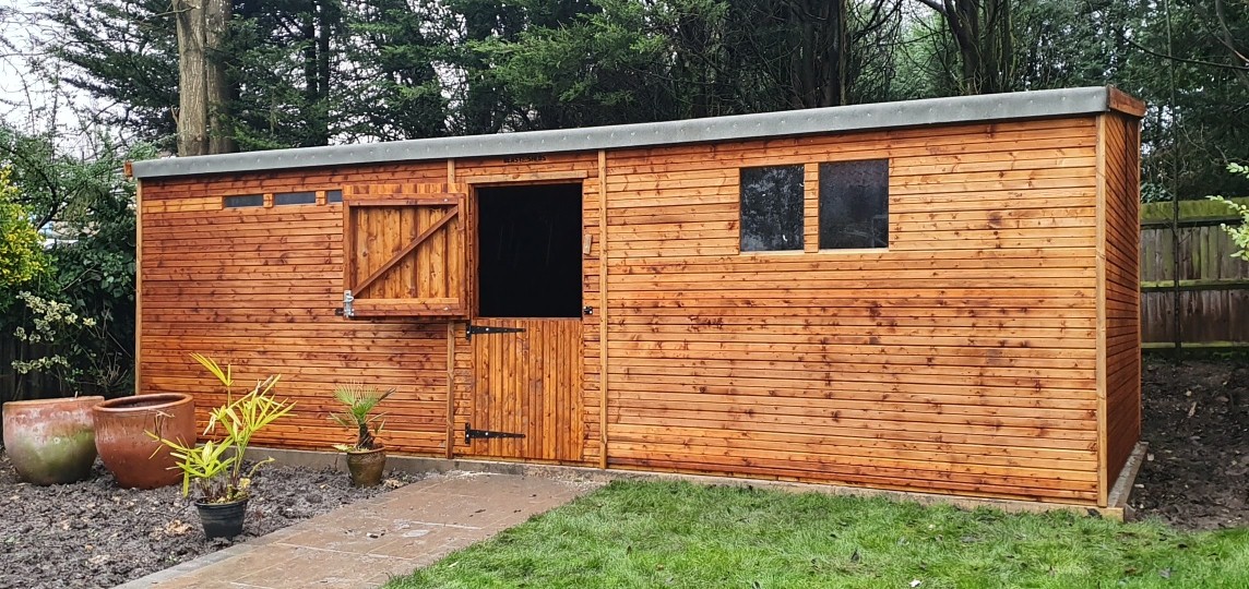 BeastSheds's tweet photo. Big or small, we've got you covered! Our ranges start from a 4ft x 4ft up to a 30ft x 14ft. Get in touch today for a bespoke quote or check out our customiser tool! https://t.co/Nd1We5MloX #shed #garden #bespoke #madetoorder #freedelivery #freeinstallation https://t.co/Jqb93gI5oy