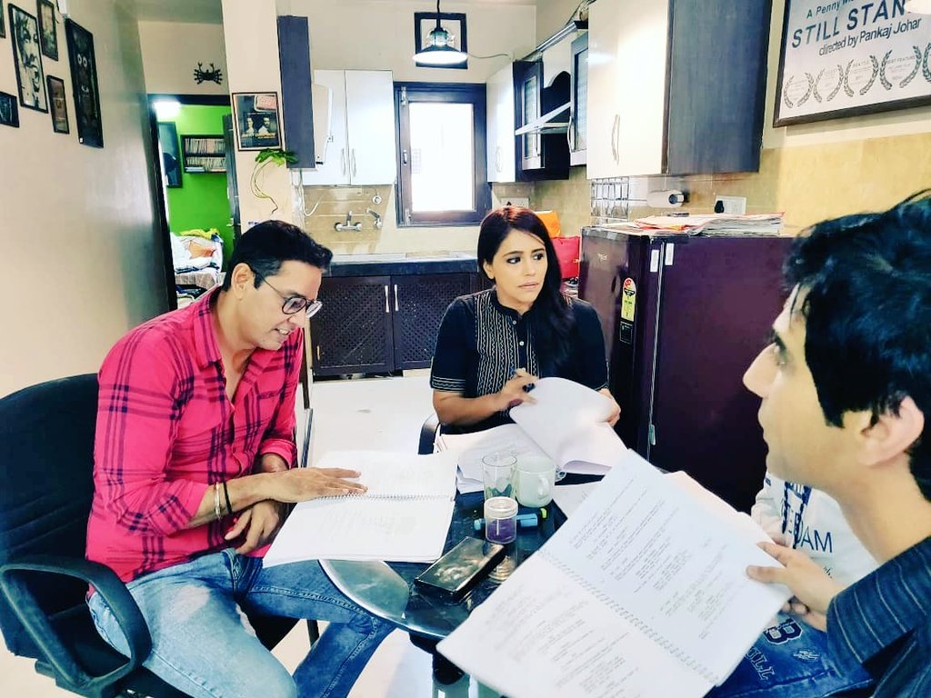 soniiannup's tweet photo. Work in progress๐
#indiefilmmaking #indiefilm #goodscript #delhi #lookingforward
@KTaranjit https://t.co/WkxuOgEEkJ