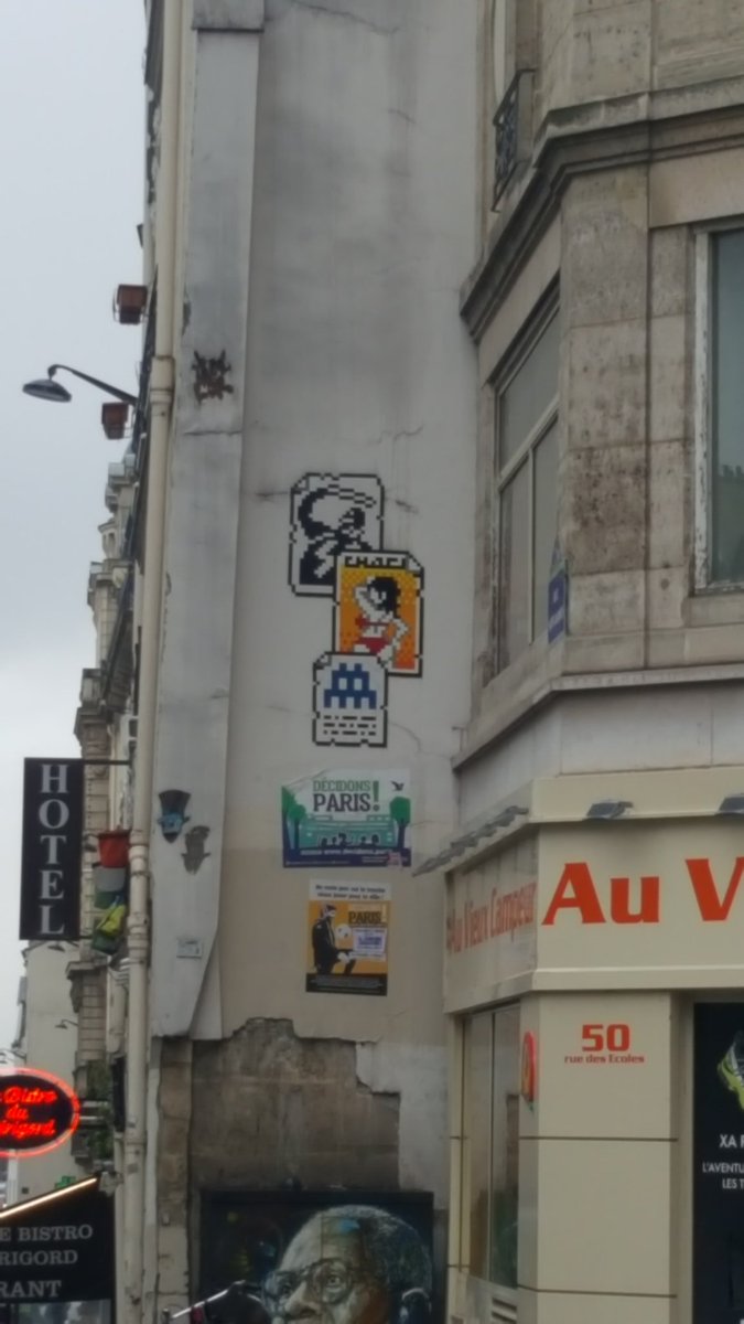 121/ capter des petits street art dans Paris (et ailleurs).