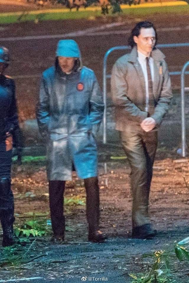 QueVeo_ok's tweet photo. Buen día, buen día para todos los que ya vieron estas fotos filtradas de @twhiddleston y #OwenWilson grabando #LokiSeries.
Dale Marvel que no aguantamos más! https://t.co/YSSu6yW9ge