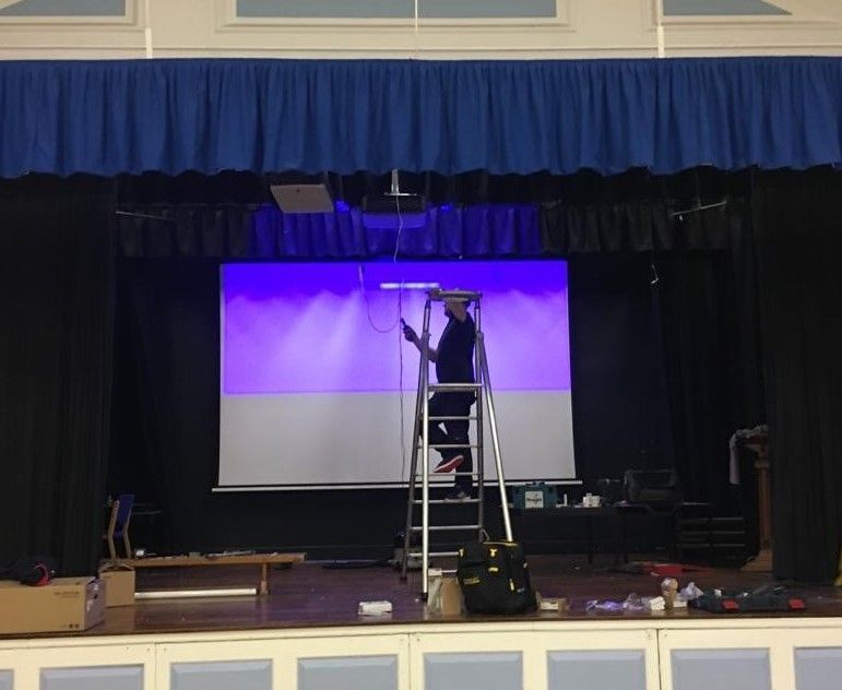 TechnicalVale's tweet photo. Putting up screen and projector at Sutton Coldfield Grammar School for Girls at half term @suttcold #AVsystems #screens #projectors #westmidlands #cabling #networkcabling #wirelessnetworks #schools #schoolholidays  https://t.co/m7MP7oDKSZ https://t.co/eNMcCWJtzN