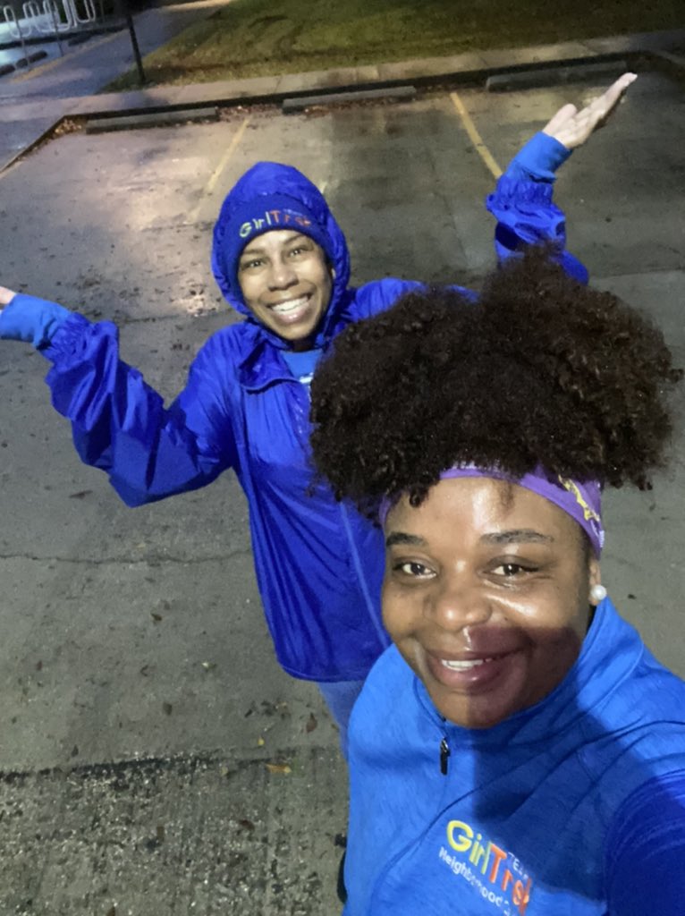 geauxnatural's tweet photo. Feeling motivated with Jhan!!!
We weathered the misty rain and got our run in. We did that!!!๐
#girltrek
#nolatreks
#ThankABlackWomen
#Selfcare
#SelfcareIsNotSelfish
#WeAreHarriet
#WhenBlackWomenWalk
#JumpingJOYJacks
#ccc10k
#ccc10ktraining
#37Days
๐๐งก๐๐โ๏ธ https://t.co/eEReLUHiG2