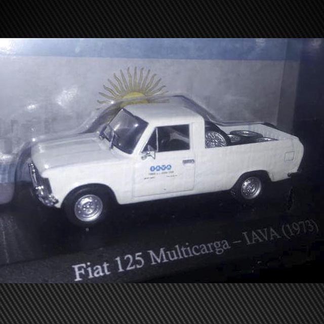 ColeccionArgInf's tweet photo. Disponible en puestos de diarios el Fiat 125 Multicarga IAVA de "Reparto y Servicio"
.
#salvat #salvatargentina #diecast #fiat125 #IAVA #argentinacollection #coleccionesargentinas #info #143scale #coleccionismo #colecciones #coleccionistas https://t.co/lwqC5n8kD7