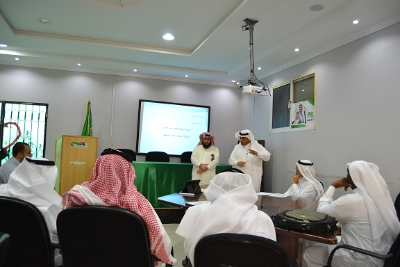 faisaliyarhab's tweet photo. في ختام فعاليات تحكيم مبادرة المشروع الرقمي سعد قائد متوسطة فيصلية الرحاب الأستاذ حسن بن زاهر الشهري بلقاء الأستاذ : ماجد القحطاني مدير إدارة الإشراف التربوي بتعليم جدة وقد ألقى سعادته كلمة أوضح فيها أهمية المبادرة وضرورة استكمالها لتخرج على أفضل ما يكون https://t.co/imdrSoqDCG