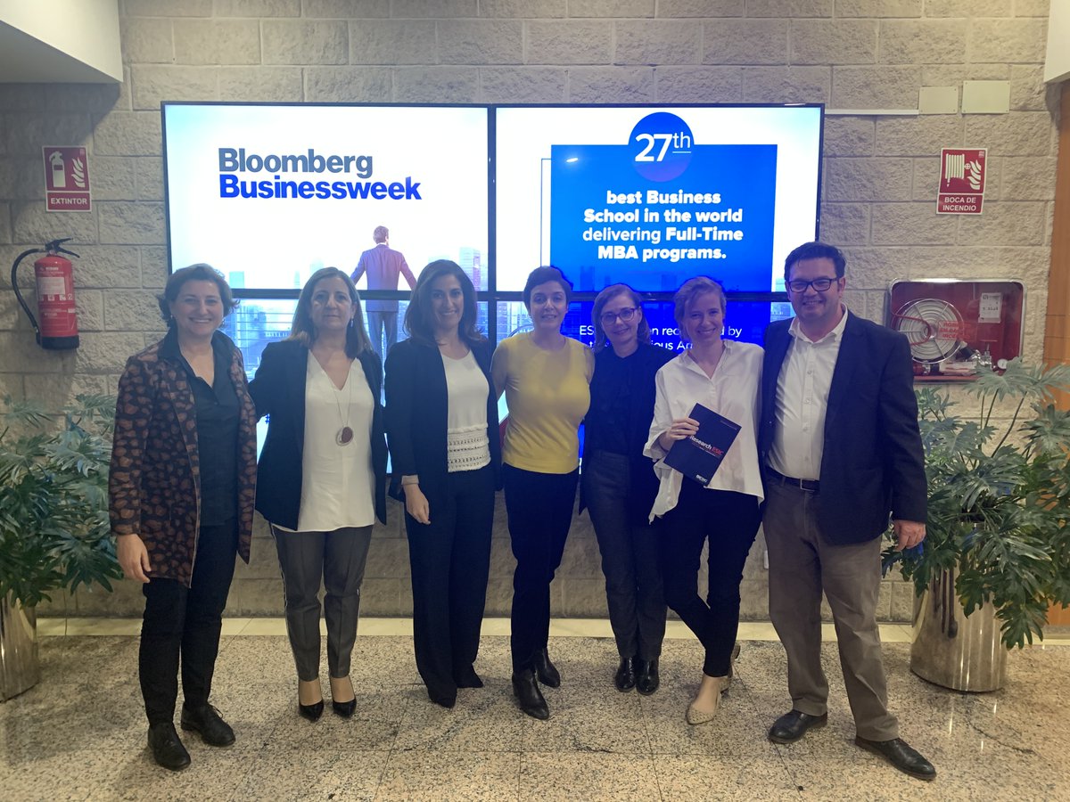 AsociacionADC's tweet photo. Gracias @ESICEducation por invitarnos a participar en la mesa redonda Mujer y Comunicación ante los nuevos retos del siglo XXI en la que nuestra presidenta @AlmuAlonsoPR estuvo junto a grandes profesionales @Elenalaion, Teresa Freire, Ana Samboal, Belén López y Pilar Grao. https://t.co/vFQTeJTeYP