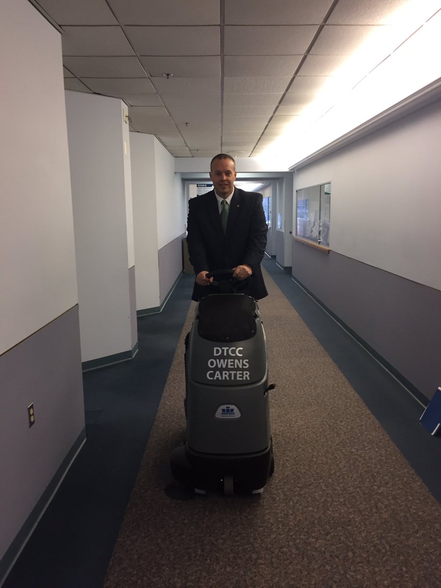 Chris Moody tweet media