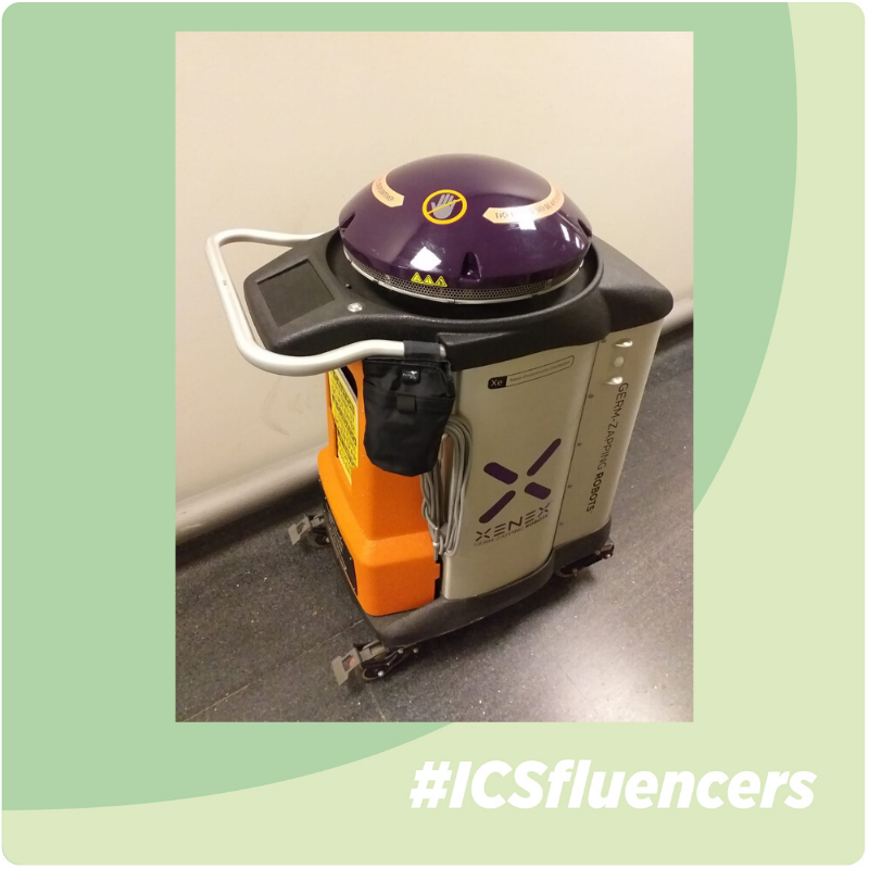 icscat's tweet photo. @laiacf10 @hgermanstrias #ICSfluencers @laiacf10: “El robot de llum UV també forma part de l’equip!! És l’encarregat de la desinfecció terminal i exhaustiva en aquells espais d’alt risc!! Sort que és incansable!!!” #S42LC https://t.co/QjyhnMr76W