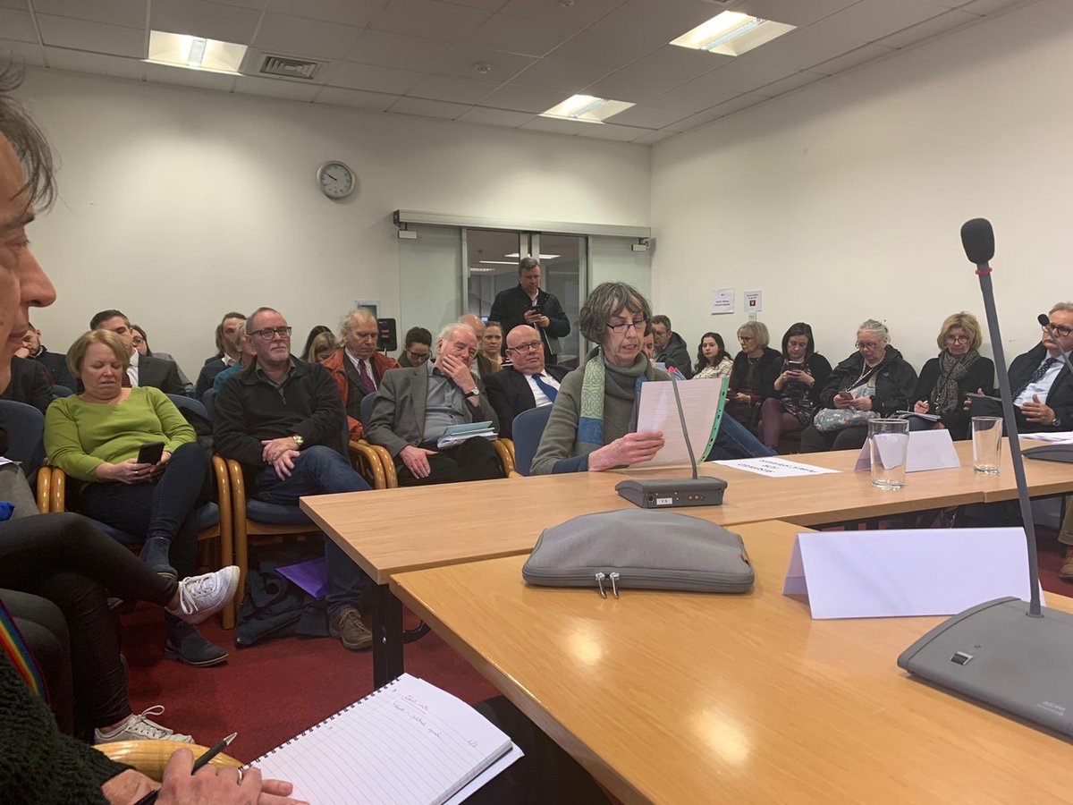 A packed cabinet meeting with speakers expressing their discontent with the direction imposed by Jenrick! Calls were made for central and county to respect democracy whilst ex leader of SODC and current leader of OCC looked on! 
#localplan #Oxfordshire #southoxfordshire