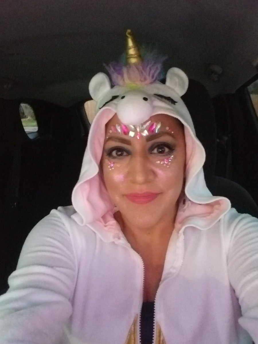Got2LoveBooks's tweet photo. Read Across America Week!! Reading Fun...I am a NUFF!! Murnin Guest Reader's Day! Let's get this day started!! #NISDLegends @ambermfreeman #TheNuff https://t.co/HeGg9ztyrC
