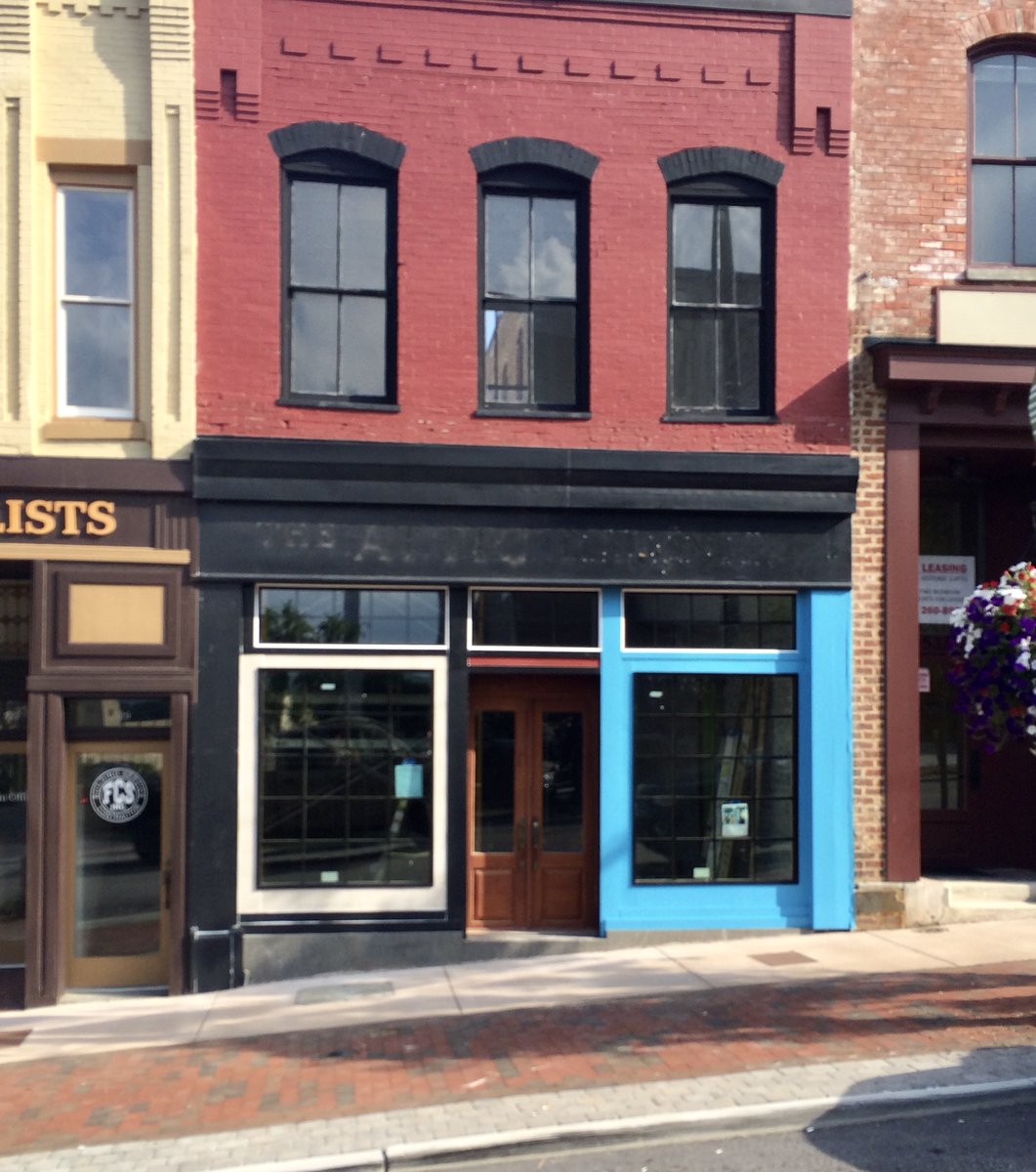 chestnutlane_'s tweet photo. This is our Throw Back Thursday post of Chestnut Lane just as we were starting store renovations and after renovations.🔨🔨🔨
#chestnutlane #shoplocal #throwbackthursday #danvilleva https://t.co/jC6pmohsbh