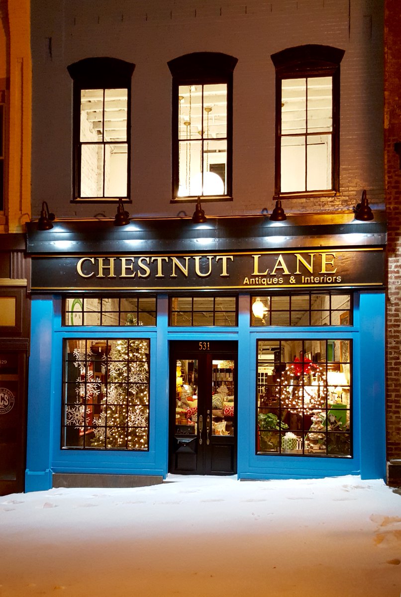 chestnutlane_'s tweet photo. This is our Throw Back Thursday post of Chestnut Lane just as we were starting store renovations and after renovations.🔨🔨🔨
#chestnutlane #shoplocal #throwbackthursday #danvilleva https://t.co/jC6pmohsbh