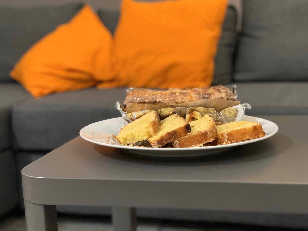 Evidence_WM's tweet photo. You thought we didn’t have cake this week didn’t you? We ALWAYS have cake on a Wednesday. This week’s bake was provided by one of our consultants, Paul Woodcraft. A lovely Lemon Drizzle to get us through the cold weather! #winningwednesday #officebake #cake https://t.co/K7z8A8Izia
