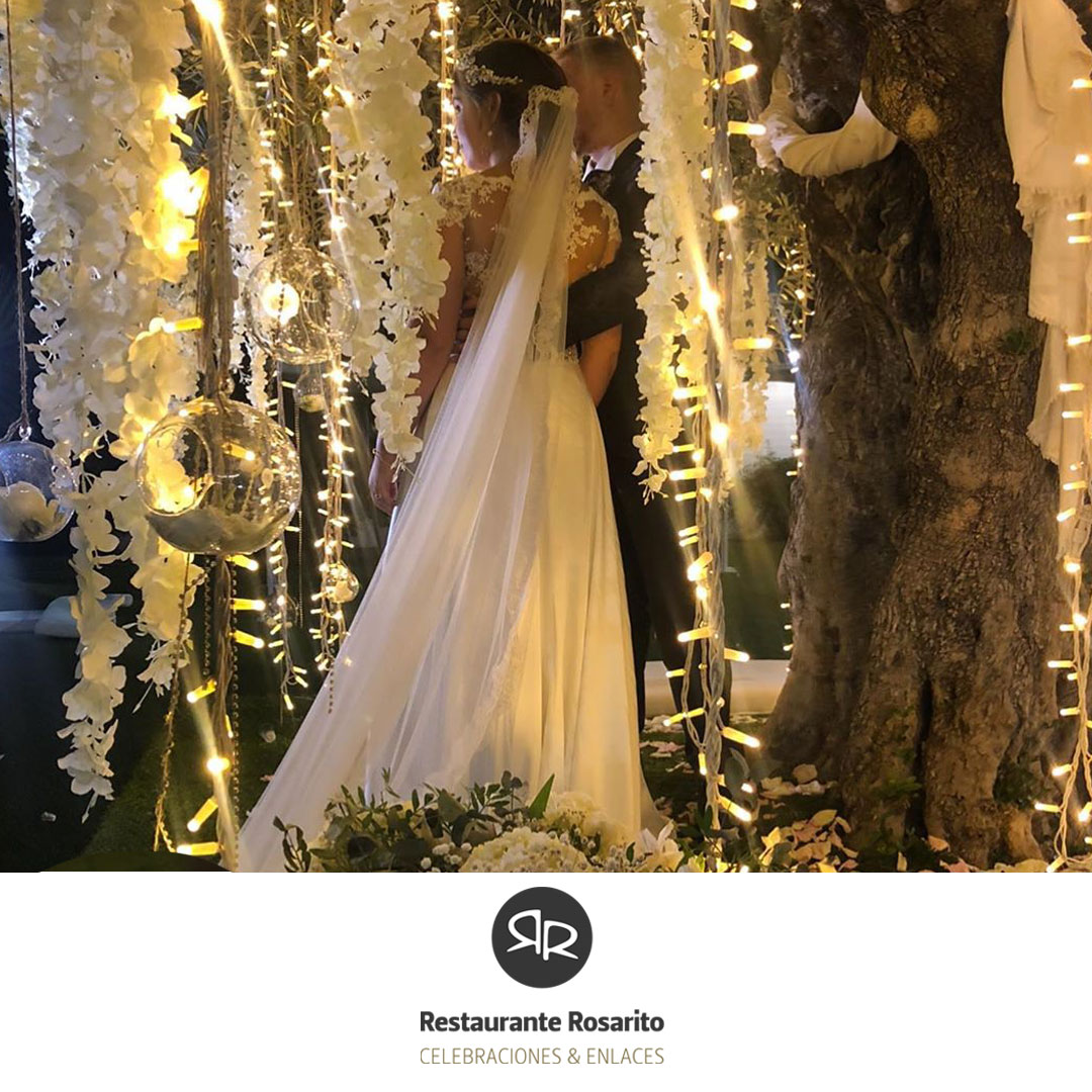 Felices de que nos elijáis una y otra vez. 😊
No nos cansaremos nunca de ofreceros lo mejor para que vuestro día especial se convierta además en inolvidable.  

No dejéis que se apague la magia del amor y tened un #FelizJueves 💖❤️