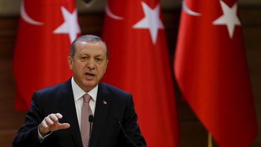 NicolasBay_'s tweet photo. Nouvelle offensive de l’islamiste Erdogan qui déploie 1000 policiers à la frontière pour empêcher les Grecs de repousser l’arrivée massive de migrants. La Turquie organise la submersion de l’Europe. Où est la riposte politique, diplomatique et économique des nations européennes ? https://t.co/SdixxH3Zue