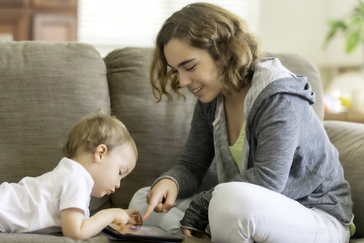 SJA_NL's tweet photo. Our next Babysitting course is taking place on Saturday, March 21st. Register online at https://t.co/hOe5VSmn6K or call us at (709) 726-4200 to book a seat! #babysitting #babysittingcourse #readytorespond #SJA https://t.co/feXK3YRoLA