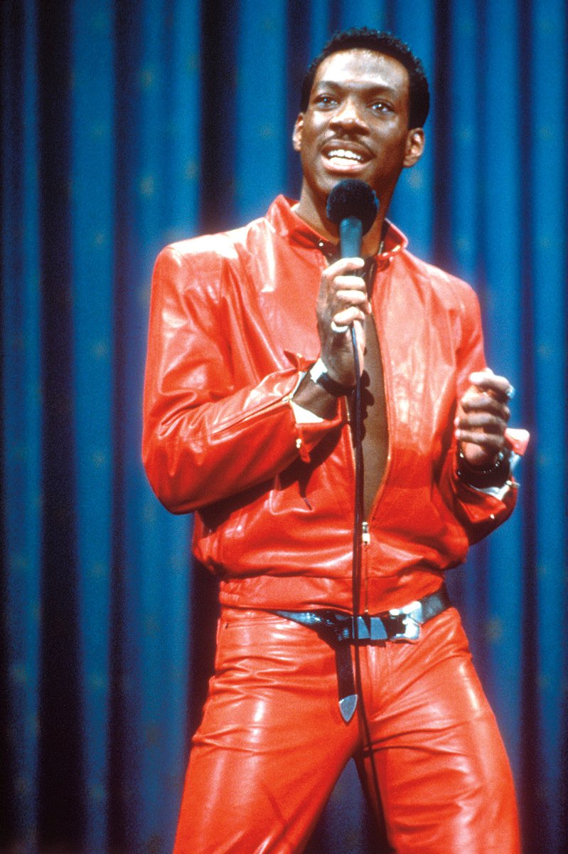 _Real_leather_'s tweet photo. Our #LeatherLook of the Week is this absolutely iconic throwback! Eddie Murphy's red leather suit from Delirious will forever be one of our faves. #LLOTW #realleather #staydifferent #eddiemurphy

https://t.co/HPZ95U4bQs https://t.co/IuOXQgyl01