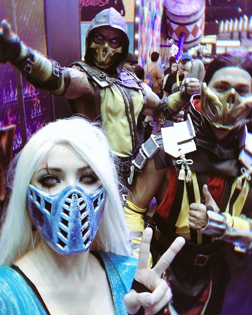 yaralys_'s tweet photo. Um salve pro GrΓ£o-mestre!βπΌβοΈ #TBT β€οΈπ₯
Hanzo: @thewellblack
_
#MKKollective
#hanzohasashi #scorpion #frost #frostmk #mortalkombat #mortalkombatcosplay #mk #edboon #warnergames #cosplay #cosplayer #ccxp #mkcosplay #SubElsa #Subzero https://t.co/Wedo6vNLsk
