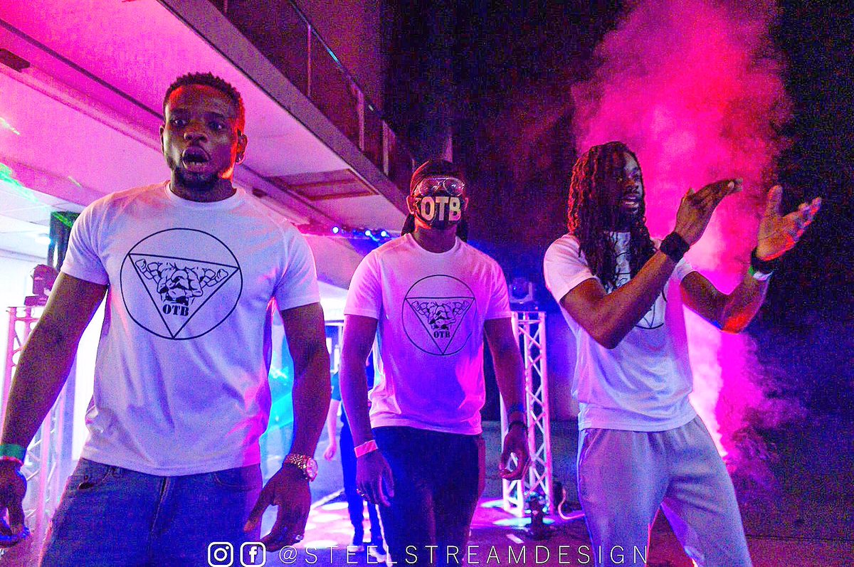 Growing up we used to play hide and seek just to forget there was no electric in the house💯 I GOT TO WIN!! 😤🗣#otb #onlythebrothers