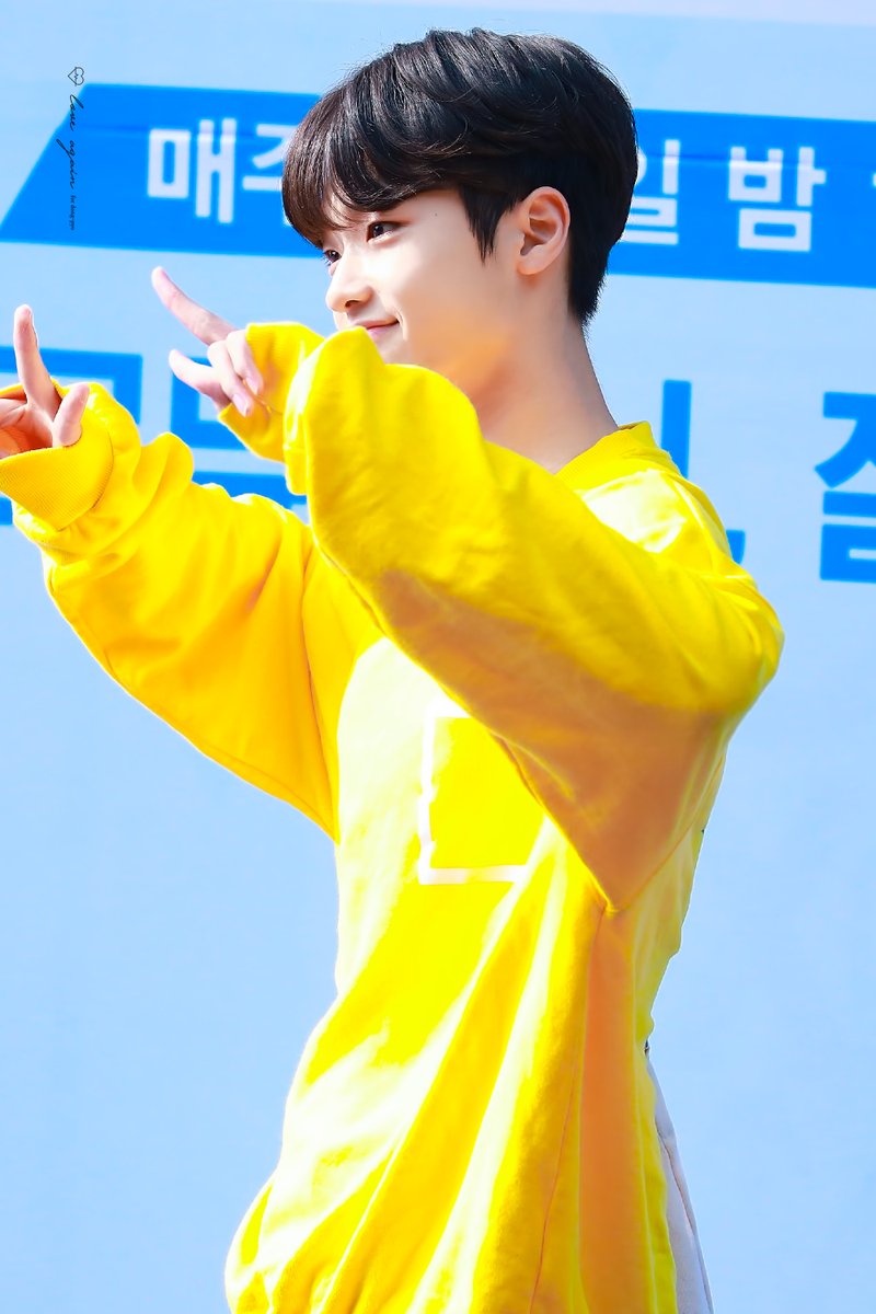 loveagain99's tweet photo. 190630 블루카펫 HQ

🐣💚

@DSP_N_Official
#손동표 #동표 #DONGPYO #ドンピョ https://t.co/7i1xkrr839