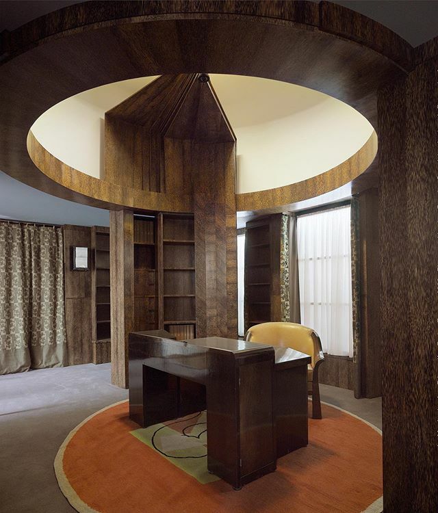 Study-library of the French Embassy in Paris, designed by⁠⠀
Pierre Chareau, one of the most prestigious furniture and decor designers of the art deco era.⁠⠀ ift.tt/2TIarKj