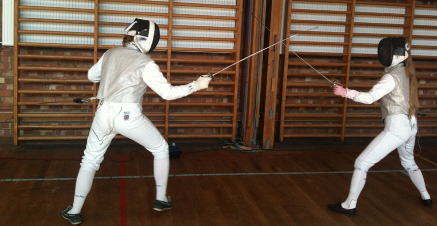 britishfencing's tweet photo. To celebrate #InternationalWomensDay2020 Wantage Fencing Club are hosting a Taster Session for women and girls aged 8+ to get together and have a go at fencing.

Sunday 8th March 10am-1pm at King Alfred’s West Site
Price: £10 per lady (£5 girls aged 8-11)

#beyondthepiste https://t.co/mUIUEynoZp