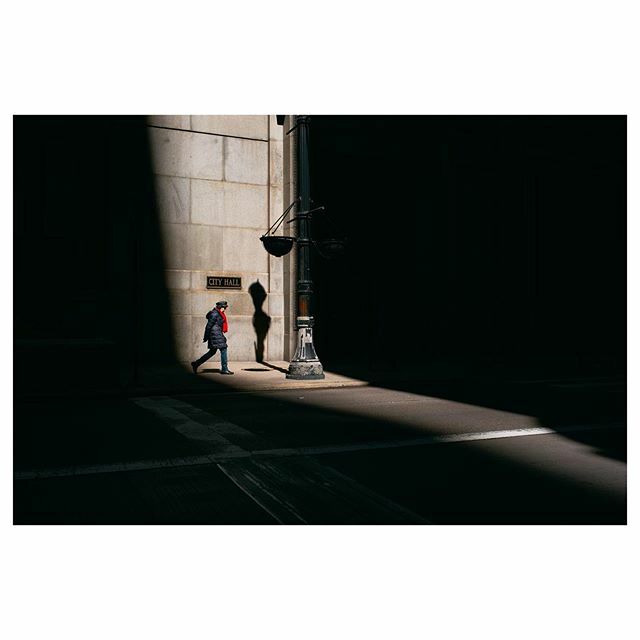 vincedesantiago's tweet photo. Chicago, 2019
#LeicaM #chicago
. . .
. .
#streetphotography #streetdreamsmag #magnumphotos #storyofthestreet #urbanandstreet #streetsofchrome #🔴📷 #leica #leicacamera #leicacamerausa  #challengerstreets #streettogether #editorial #ourstreets #stre… https://t.co/jwDj6GJoOo https://t.co/iS6XWswpqV