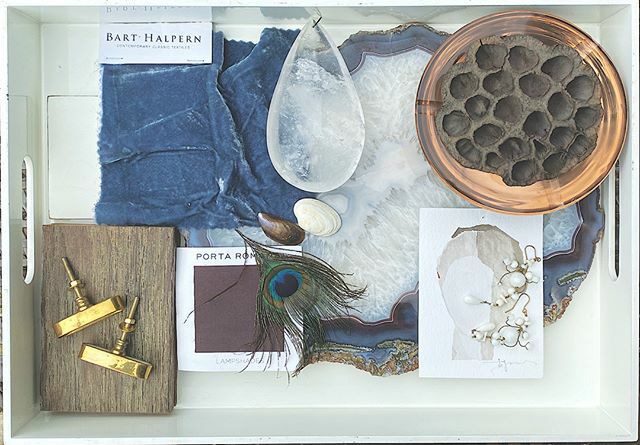 INTERI0RC0UTURE's tweet image. Playing with materials for dressing room, agate table, distressed velvet, limed oak, plum silk, rock crystal, white lacquer, and rose glass #dressingroom #sampleboard ift.tt/38ndc9d