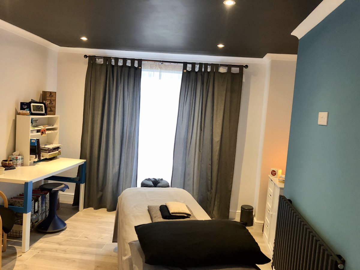 OrchardMassage's tweet photo. It took a lot of blood, sweat and tears (literally) but our new treatment room is ready to go.
Wanna see what weโre talking about?You can book your appointment here: https://t.co/ruREByNEiY #thesma #sports-massage #NoPainNoProblems #nlssm #biofreeze #meltmethod #songbird https://t.co/D4cpHqcVlI