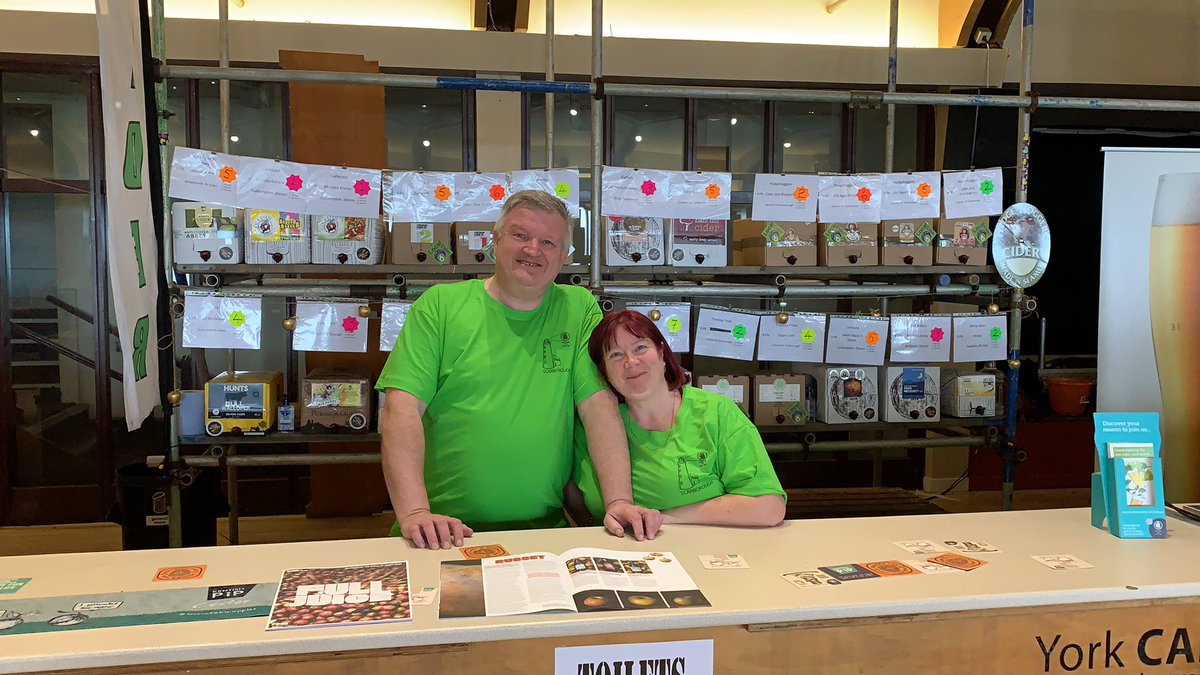 HHCider's tweet photo. This is the cider bar! Eddie and Tracey! @TreeTopPress @colemanscider @ampleforthbeer. Come down and sample our wears @ScarboroCAMRA https://t.co/ebWak2qZAj