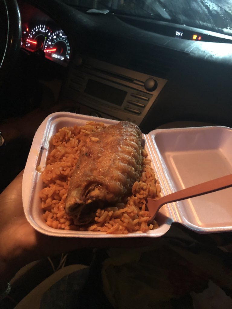 “That Jollof woman”Opp Aramis, Wuse 2N1500Do y’all know the joy that is being tipsy on a saturday night and finding a truck parked dishing out HOT party jollof and turkey? Verdict? E MAKE!